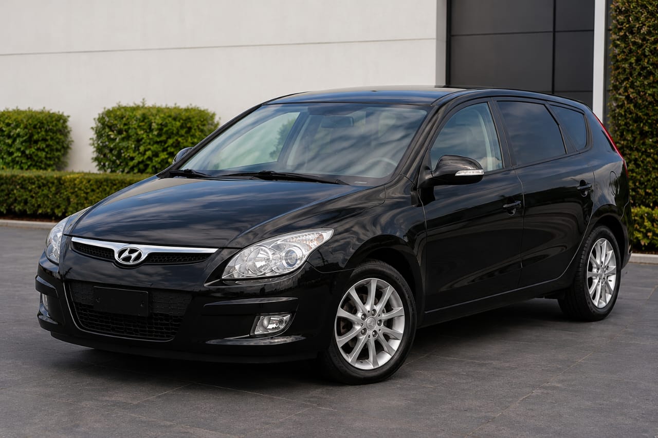 Black 2012 Hyundai Touring