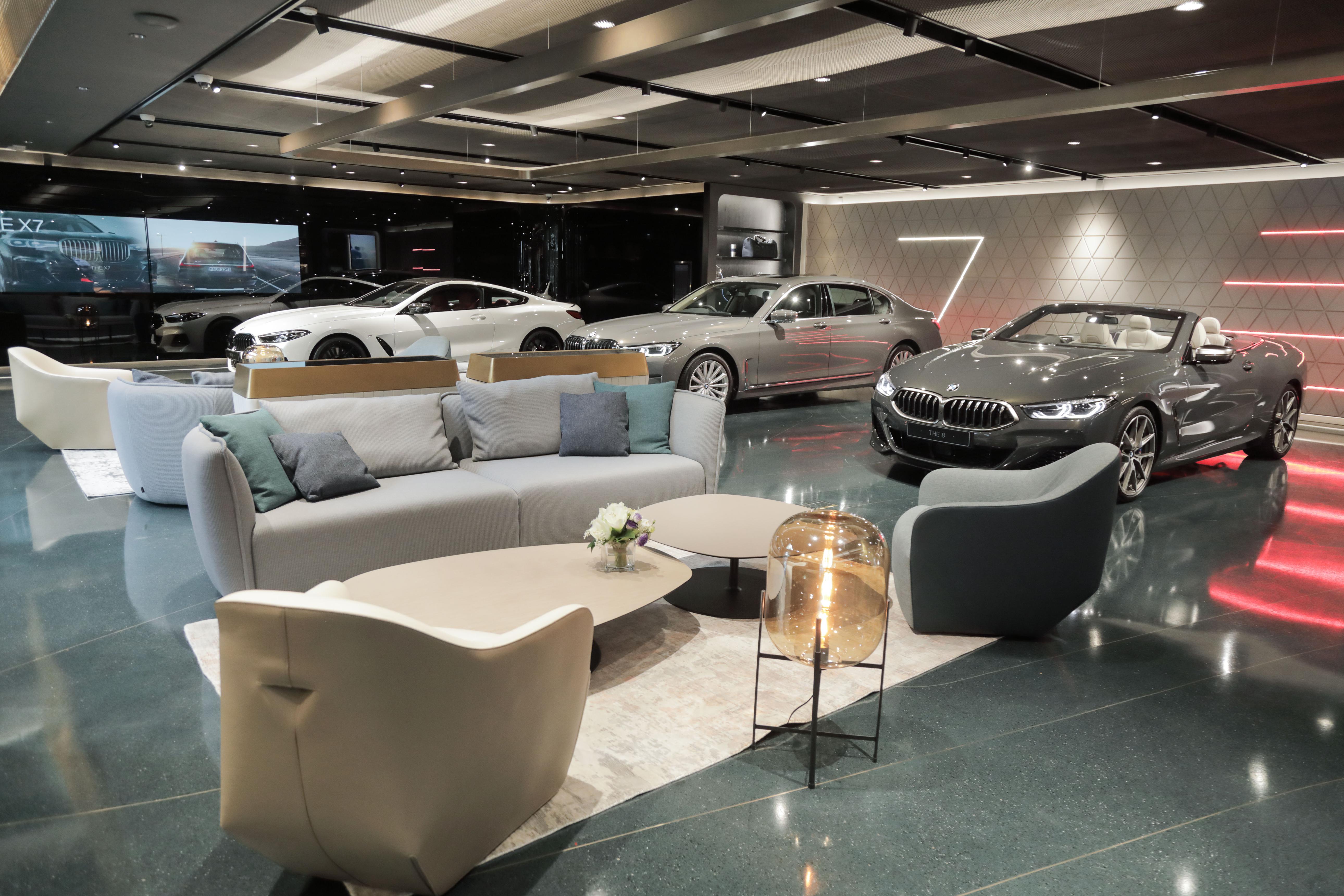 Luxury Car